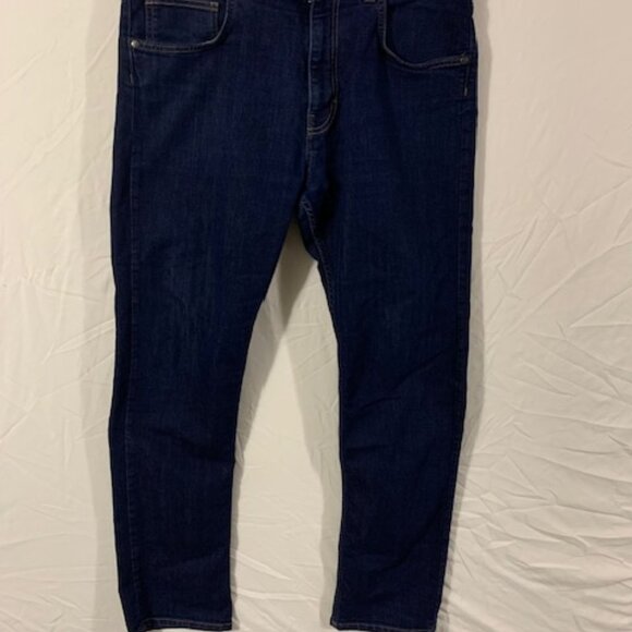 Patagonia Other - PATAGONIA  MENS JEANS (35X32)